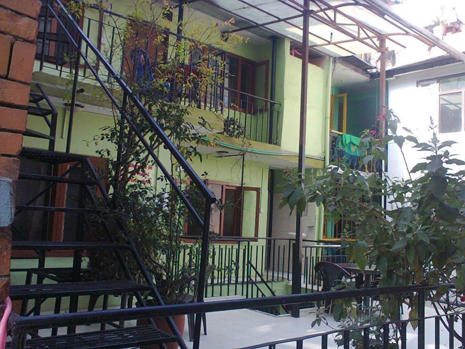 Hotel Sisters Home Kathmandu Exterior foto