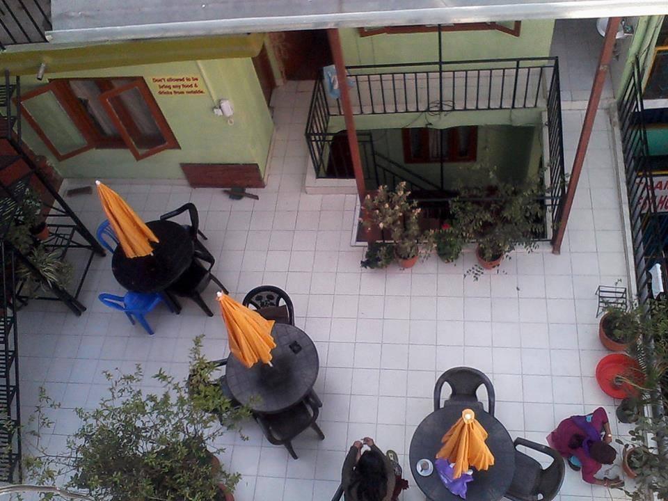 Hotel Sisters Home Kathmandu Exterior foto