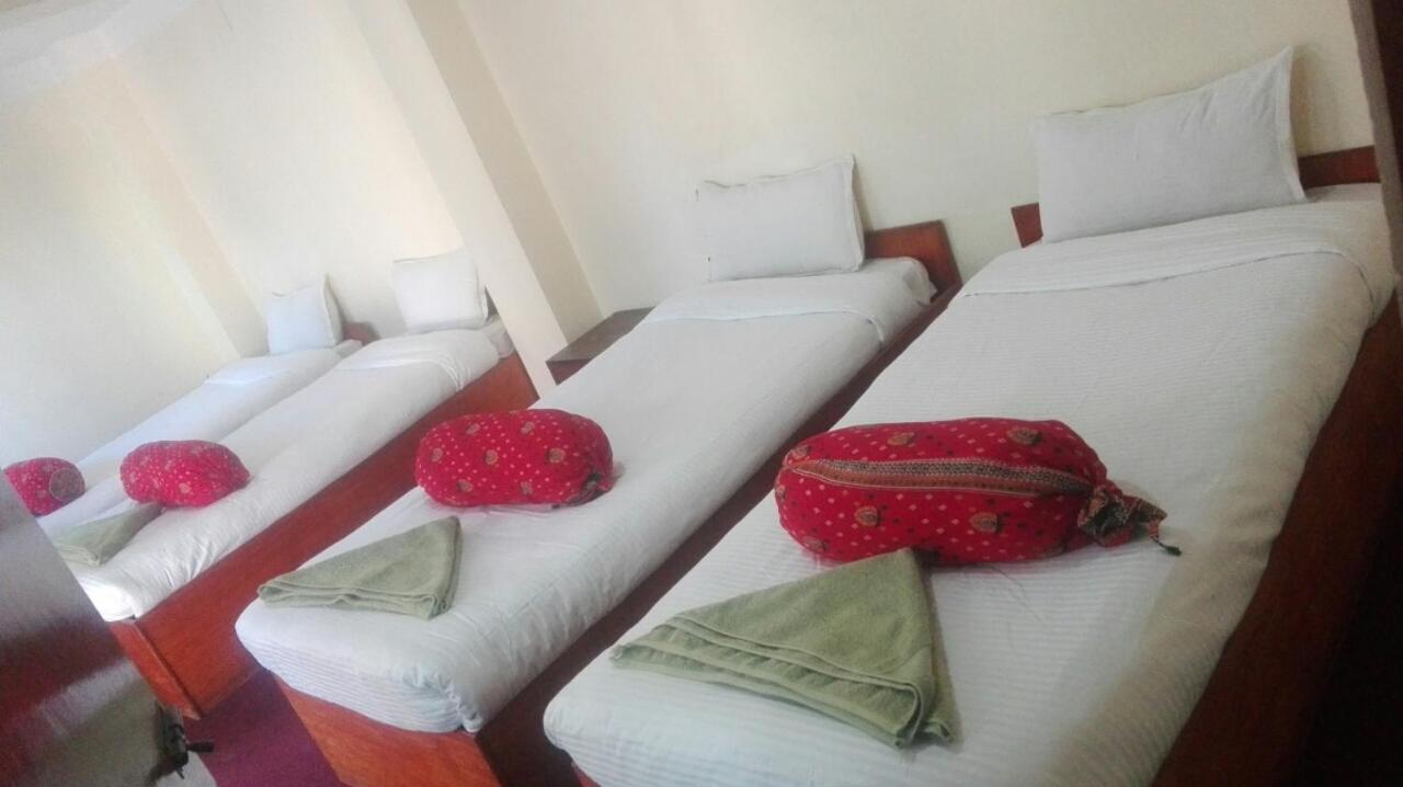 Hotel Sisters Home Kathmandu Exterior foto